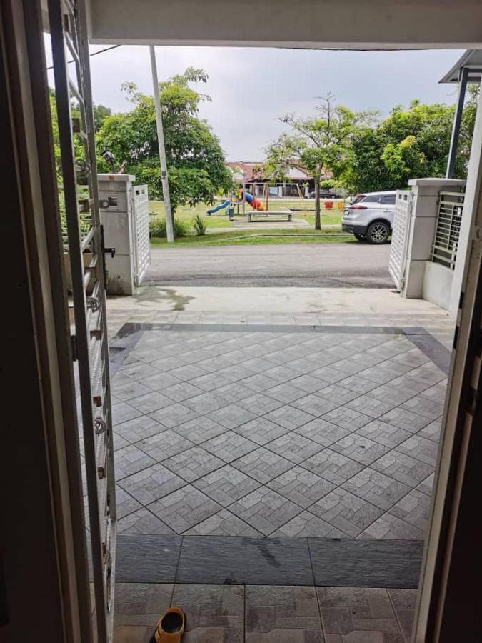 Rumah percutian Dalyahomestay